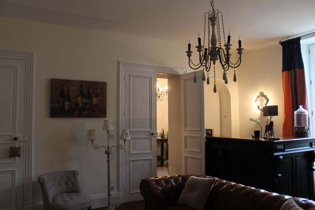 Villa Des Glycines Thouars Eksteriør billede