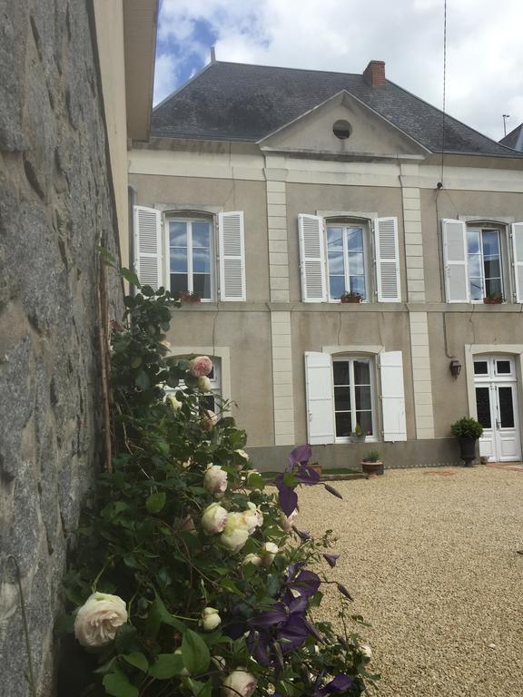 Villa Des Glycines Thouars Eksteriør billede