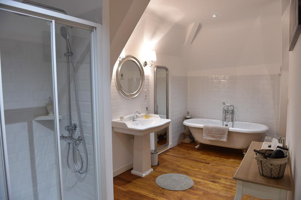 Villa Des Glycines Thouars Eksteriør billede